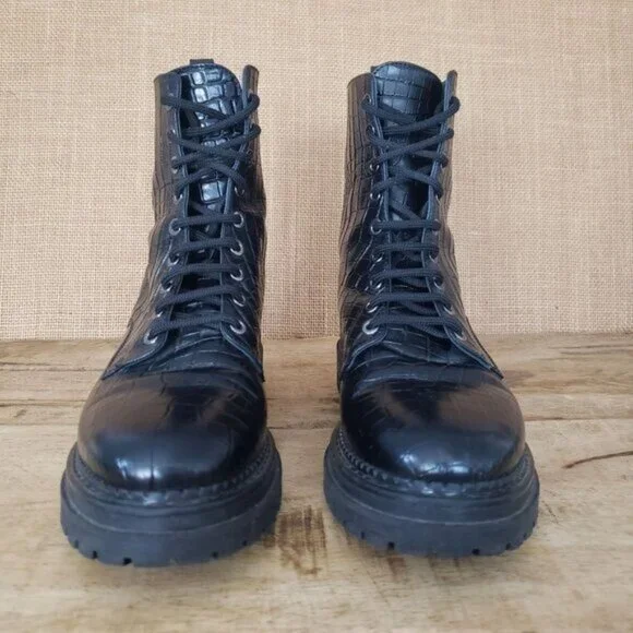 Napoleoni Black Leather Croc-Emboss Lace Up Combat Moto Chunky Sole EU 38 / US 8